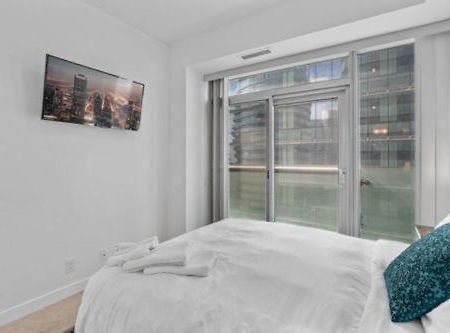 Downtown Suites Toronto Bagian luar foto
